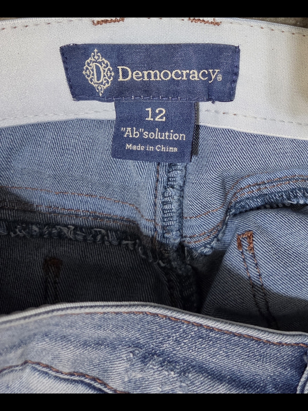 Democracy Medium Blue Denim Jeans with Faded Wash - Picture 9 of 13